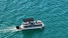 Why a Private Boat Charter Is the Best Way to Spend a Day in Clearwater