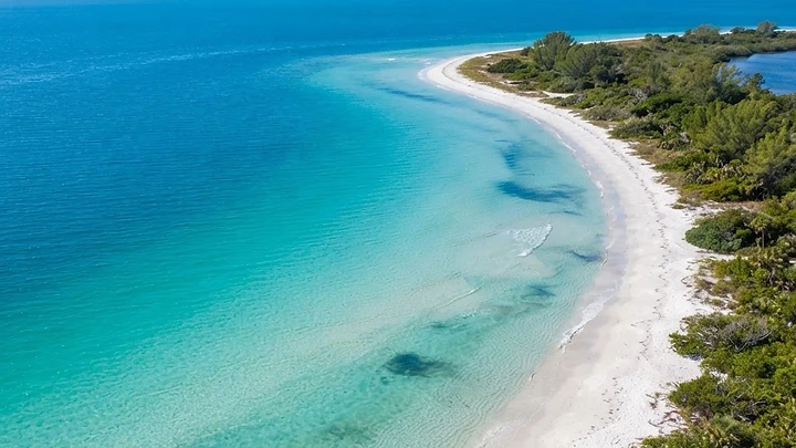 3 Best Sandbars & Islands to Visit from Clearwater Boat Charters