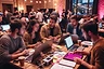 Gründerinnen, Gründer und Teams können sich für den Hackathon 2026 bewerben