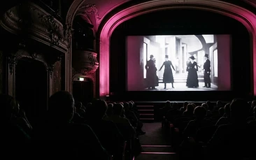 Stummfilm Zeit am Sonntag in der Caligari Filmbühne