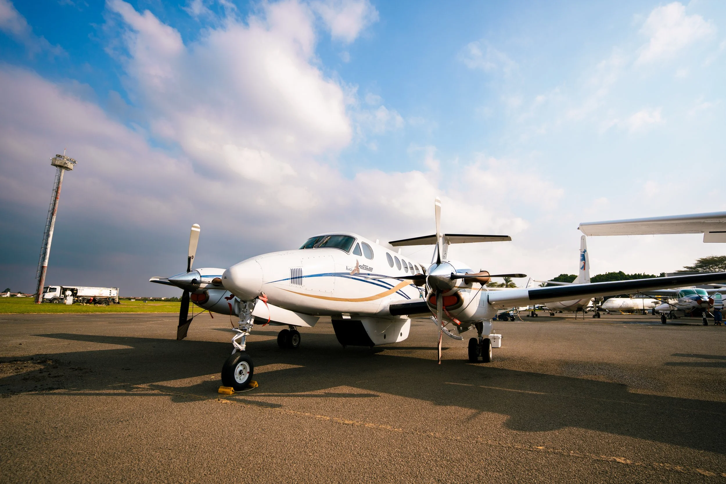 Primaire aircraft on tarmac