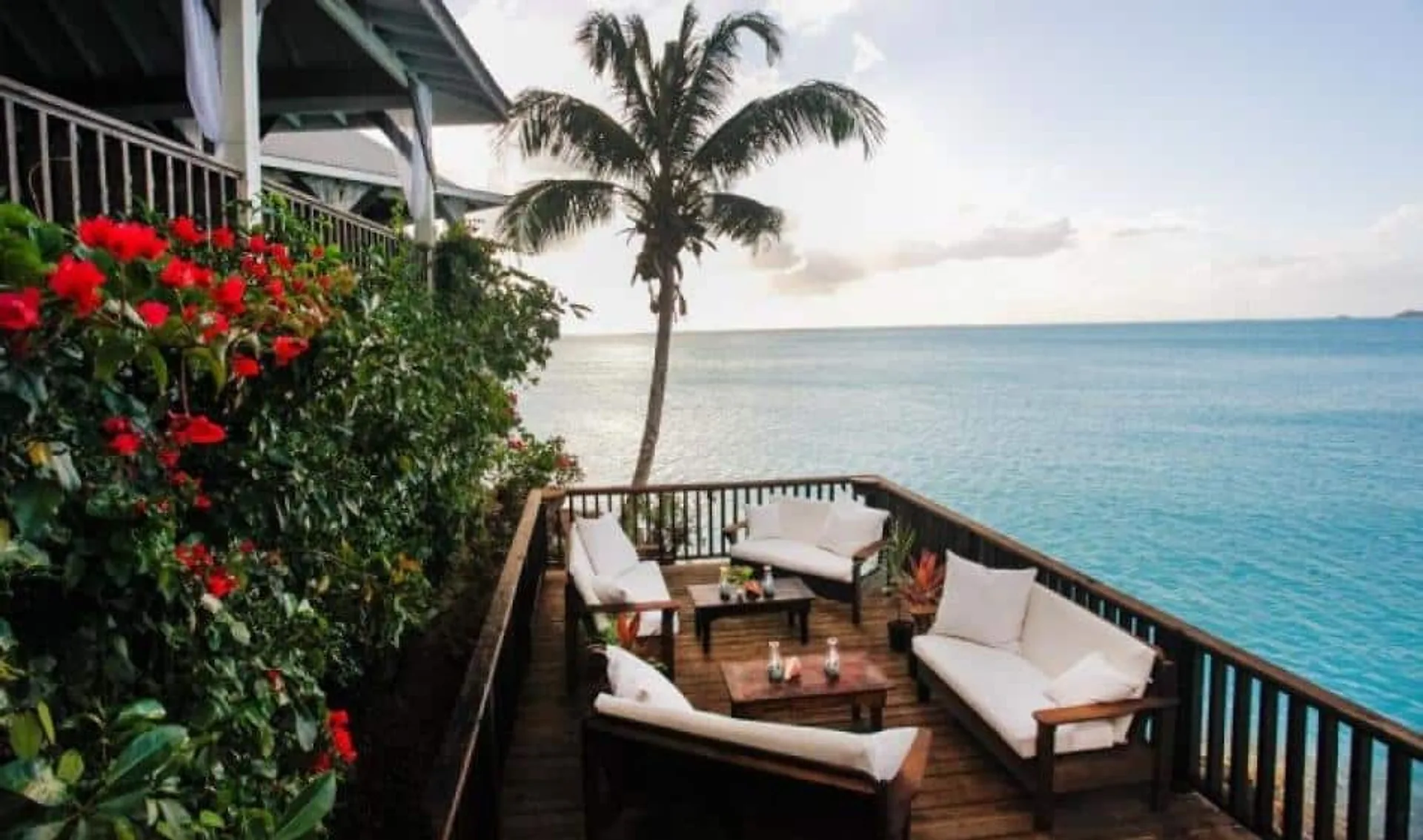 Cocos Hotel