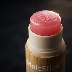 The pink serum tip melting at high magnification