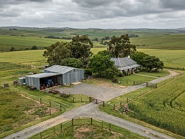 4 bedroom Farm for sale in Clanwilliam rural