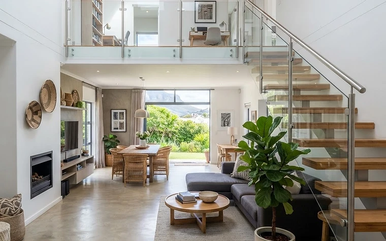 Duplex to rent in Parktown, Johannesburg, main photo