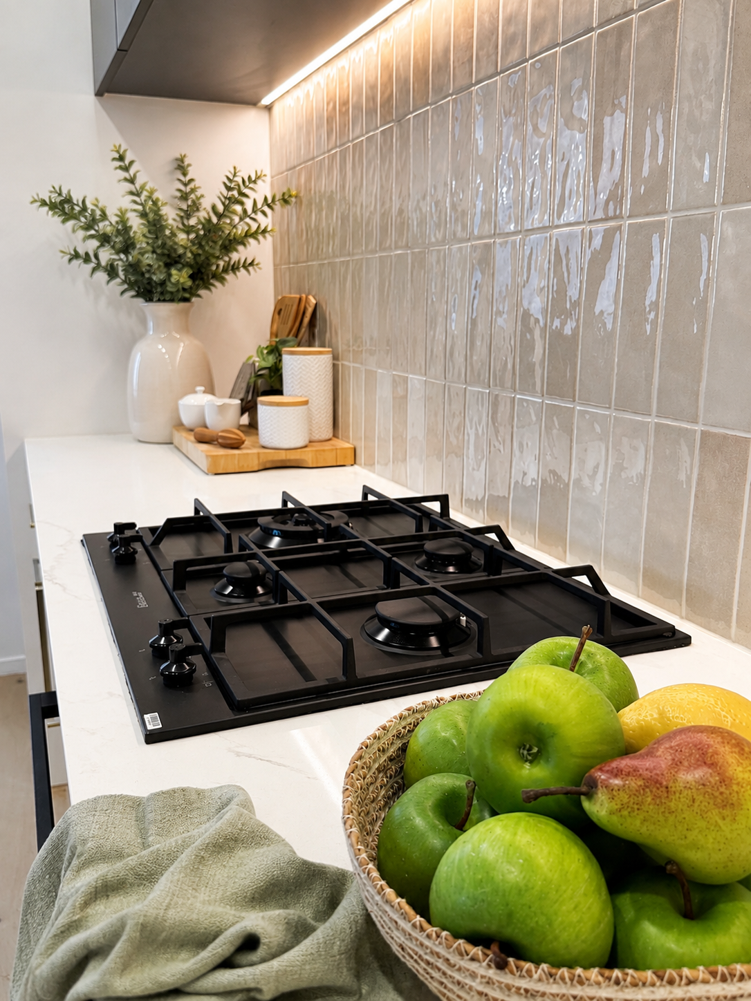 Kitchen Cooktop & Splashback