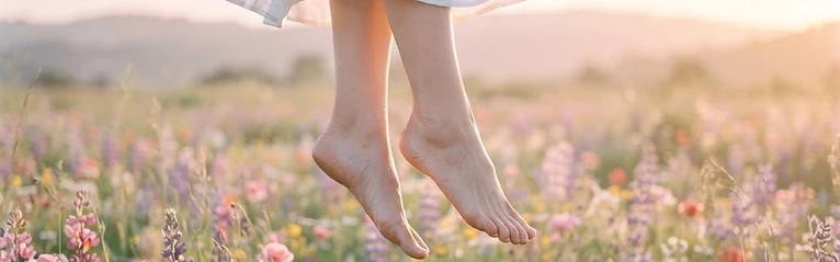 Photos pieds pieds artistiques : Univers onirique par Yvana Créa | Pieds d'Or