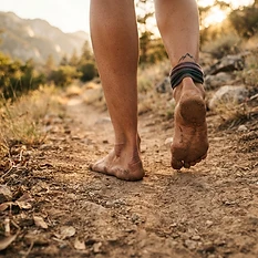 Photos pieds pieds sales et nature : Sable et sentiers | Pieds d'Or