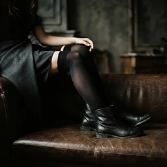 Photos pieds nylon et bas : Résilles d'hiver par Élise Nylon | Pieds d'Or