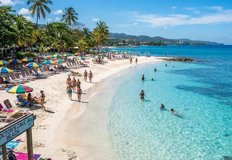 Doctor's Cave Beach