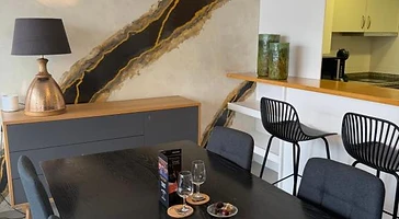 Infante Home I · Spacious City Center Apartment, Funchal — Merca Stays luxury rental in Funchal, Madeira, Portugal — photo 5