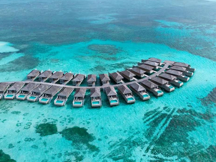 Water Bungalow with Private Pool 3