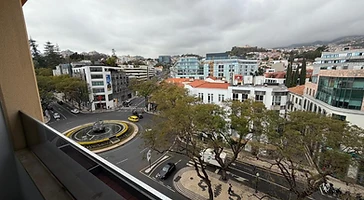 Infante Home I · Spacious City Center Apartment, Funchal — Merca Stays luxury rental in Funchal, Madeira, Portugal — photo 2