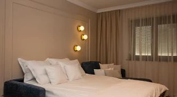 Modern Edge Apartment · Oradea — Merca Stays luxury rental in Oradea, Romania — photo 2