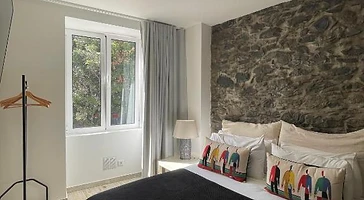 Esmeralda Holidays Apartments · Cathedral Square, Funchal — Merca Stays luxury rental in Funchal, Madeira, Portugal — photo 3