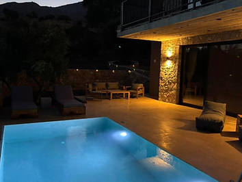 Petres Luxury Villas with heated private pool