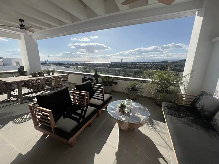 Luxury penthouse, terrace and private pool 4