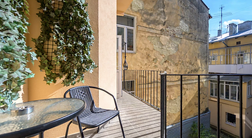 Luxury Apartment in Lviv Centrum — Merca Stays luxury rental in Lviv, Ukraine — photo 4