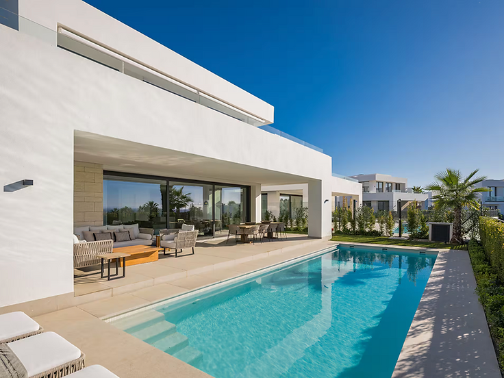 Luxury Villa in La Finca Marbella | Pool Heating 2