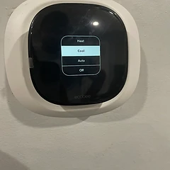 Ecobee thermostat cool mode selection on a customer visit