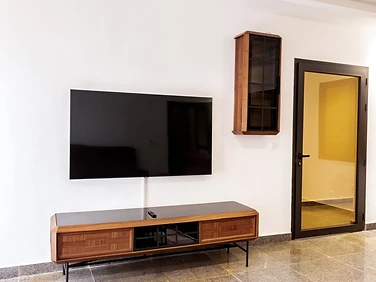 Coin TV — Villa 1