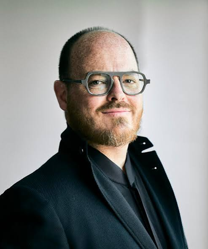 Portrait of Jonathan Brill, #1 Ranked Futurist in the World by Forbes