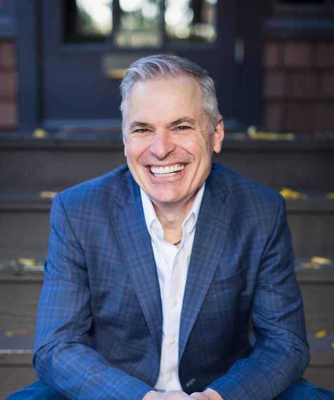 Portrait of Patrick Lencioni, Founder & President of The Table Group, Organizational Health Expert