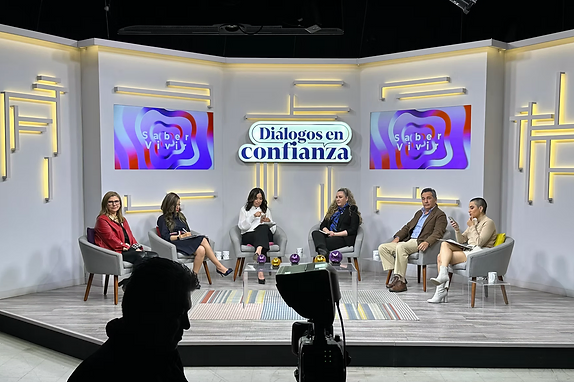 Mariana en el foro Diálogos en confianza