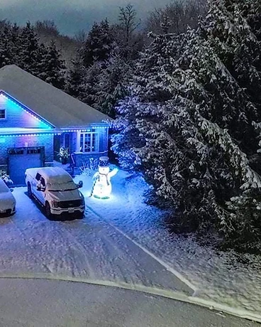 Winter Purple & Blue — GoBright permanent lighting installation