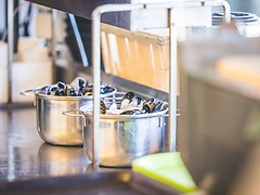 Moules préparées à La Buvette des Bains
