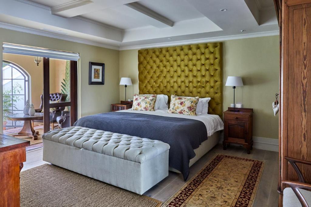 Suite with Garden View — photo 1
