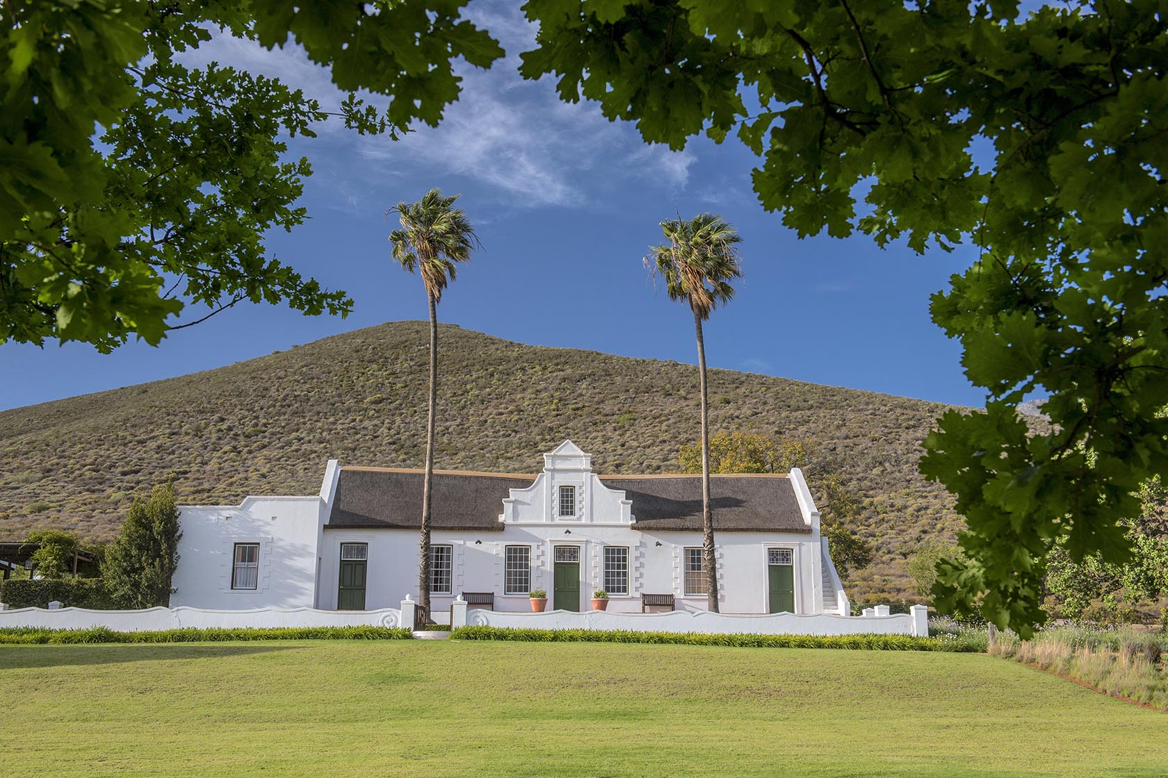 Manor House — photo 1