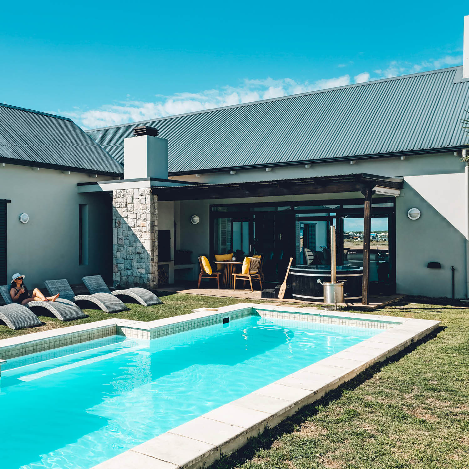 Lagoon Ocean Lodge — photo 1