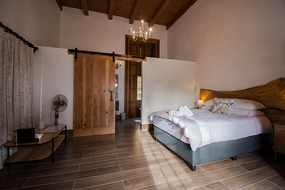 Heins at Kleine Liebe accommodation in Stellenbosch