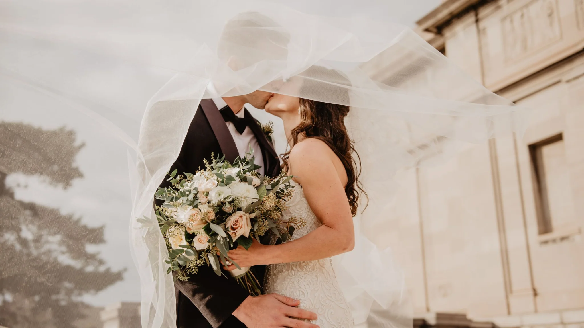 The Best Time of Year for Weddings in the Cape Winelands
