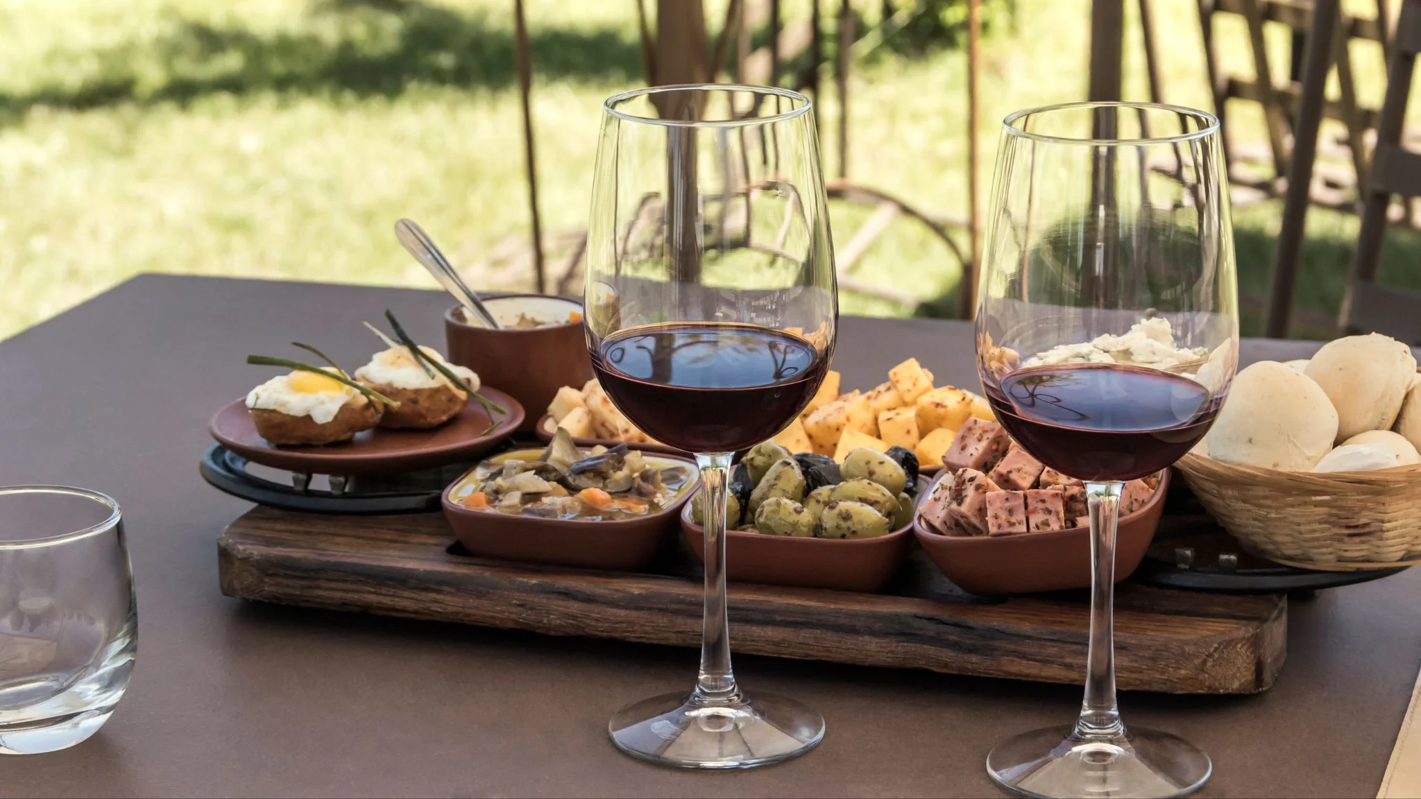 Winter Wine Pairings: What to Sip This Season in the Cape Winelands