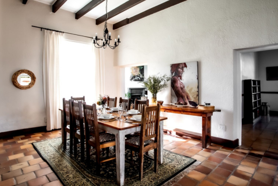 Manor House — photo 1