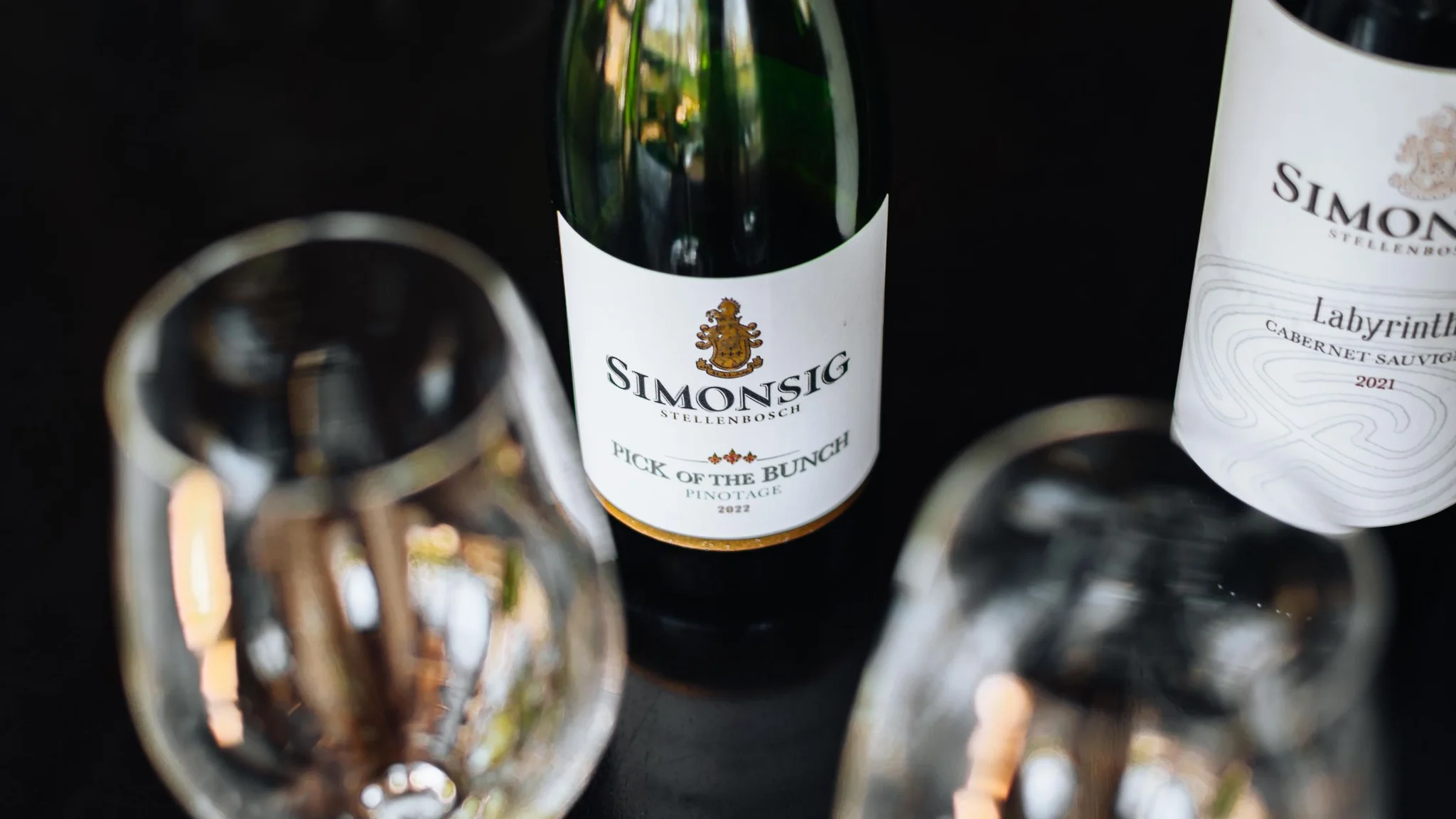 What Is Oaky Wine? Understanding the Flavour of Oak in Wine