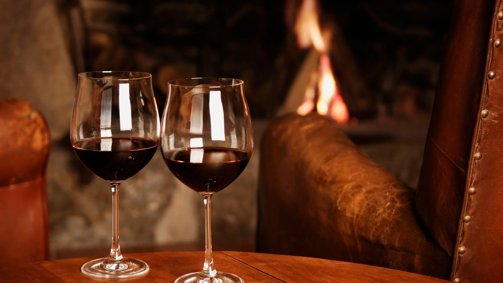 5 Cosy Wine Tasting Rooms with Fireplaces in the Cape Winelands