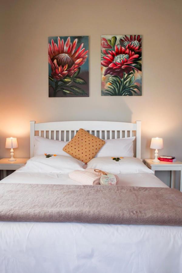 Standard Double Room — photo 1