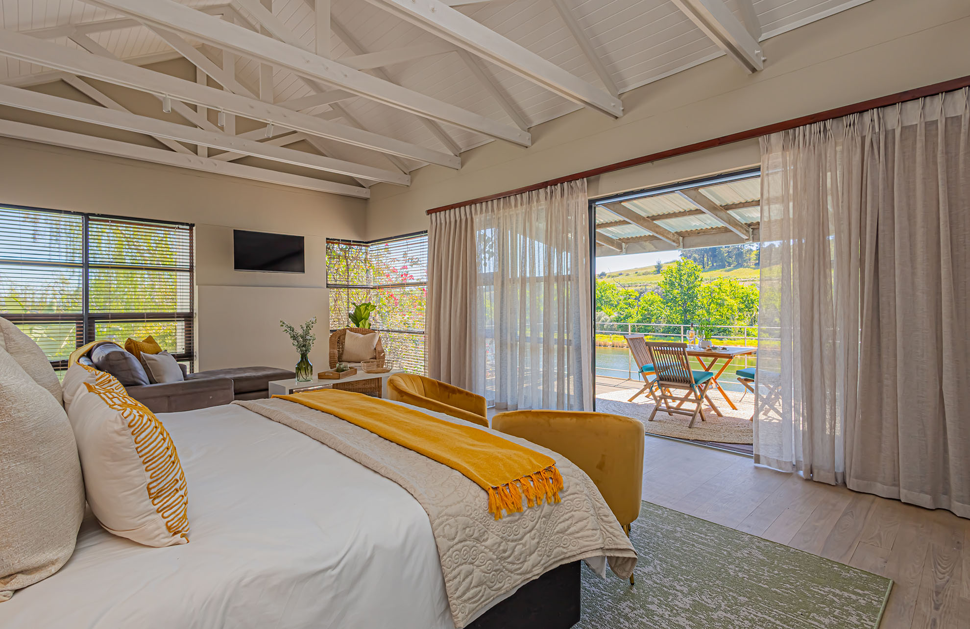 Ladybird Vineyards accommodation in Stellenbosch