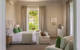 Manor Suites — photo 1