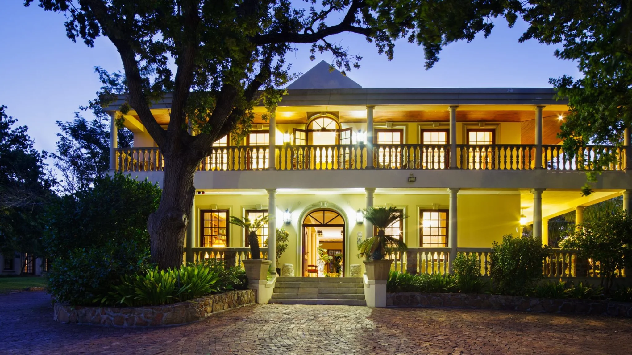 Ibis House