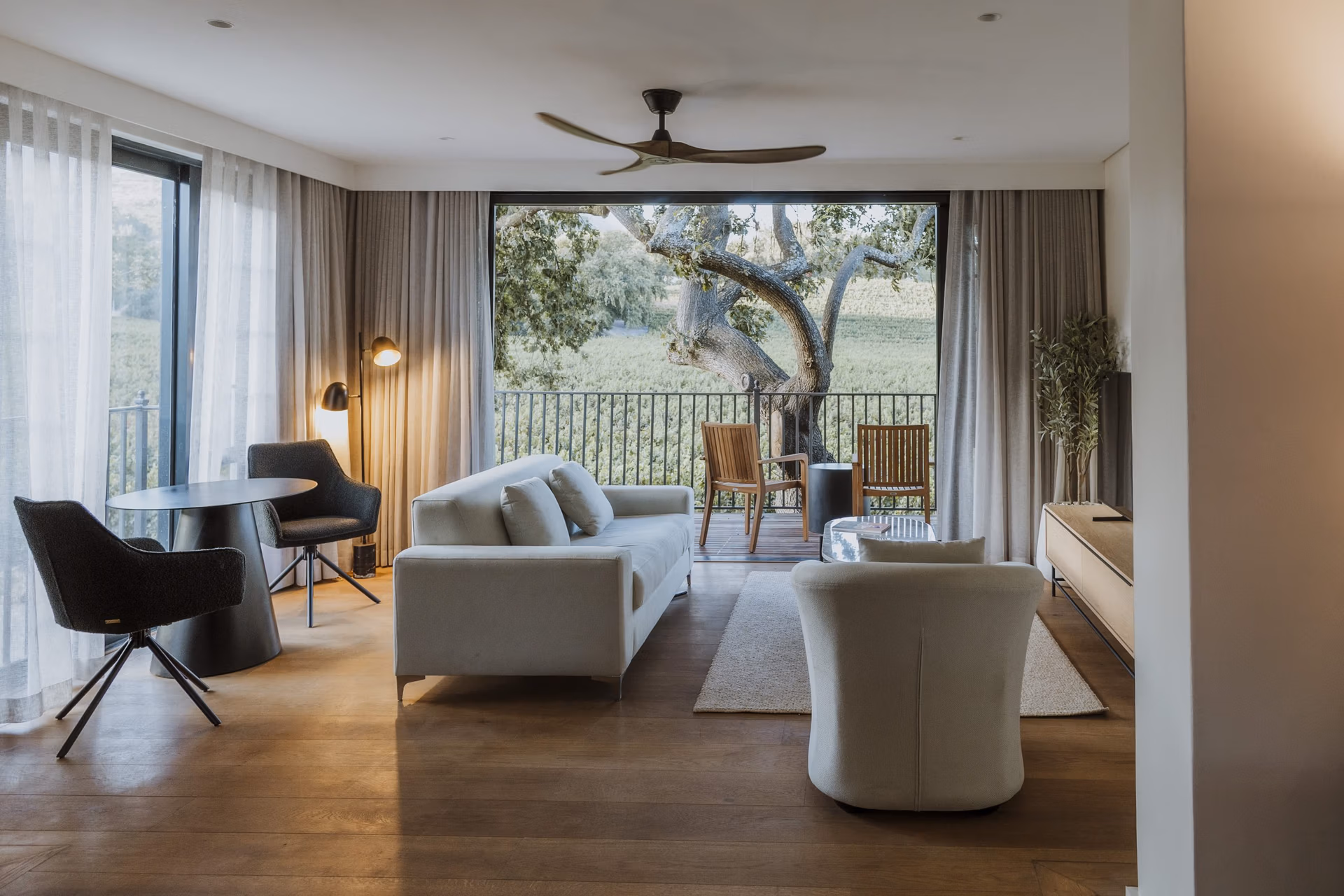 Laborie Wine Estate accommodation in Paarl