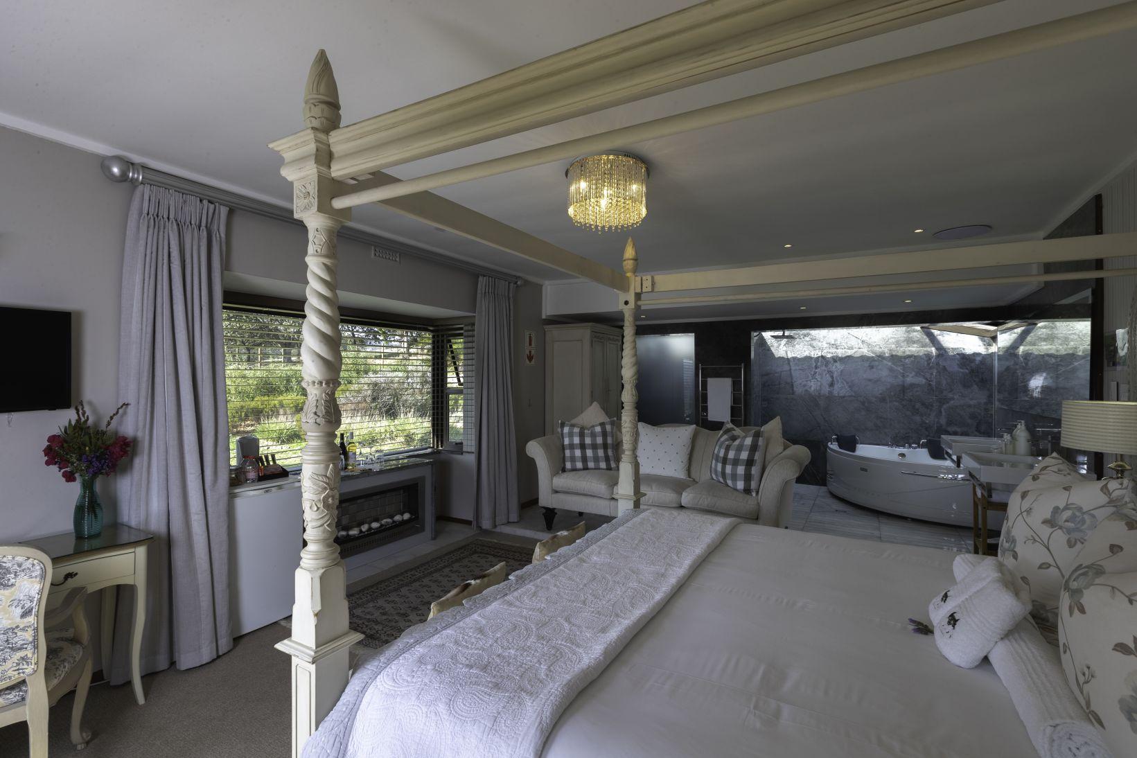Noble Late / Honeymoon Suite — photo 1