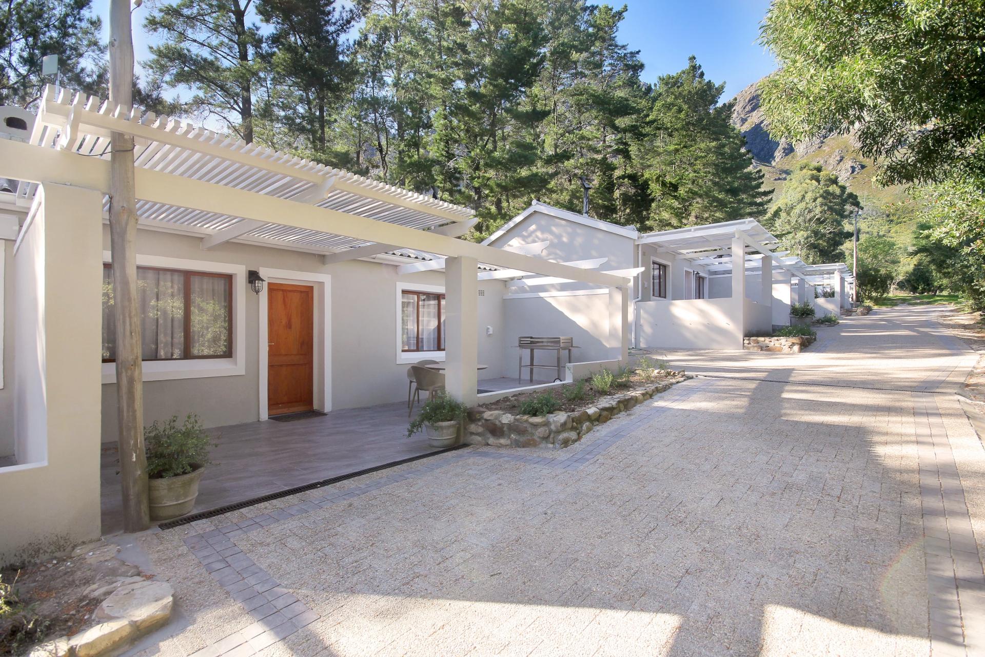 Cottage 2 — photo 1