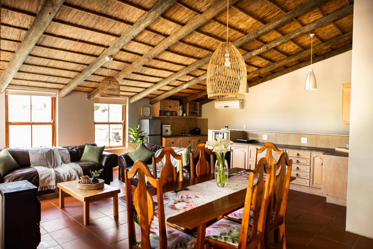 Quadruple Room with Balcony — photo 1
