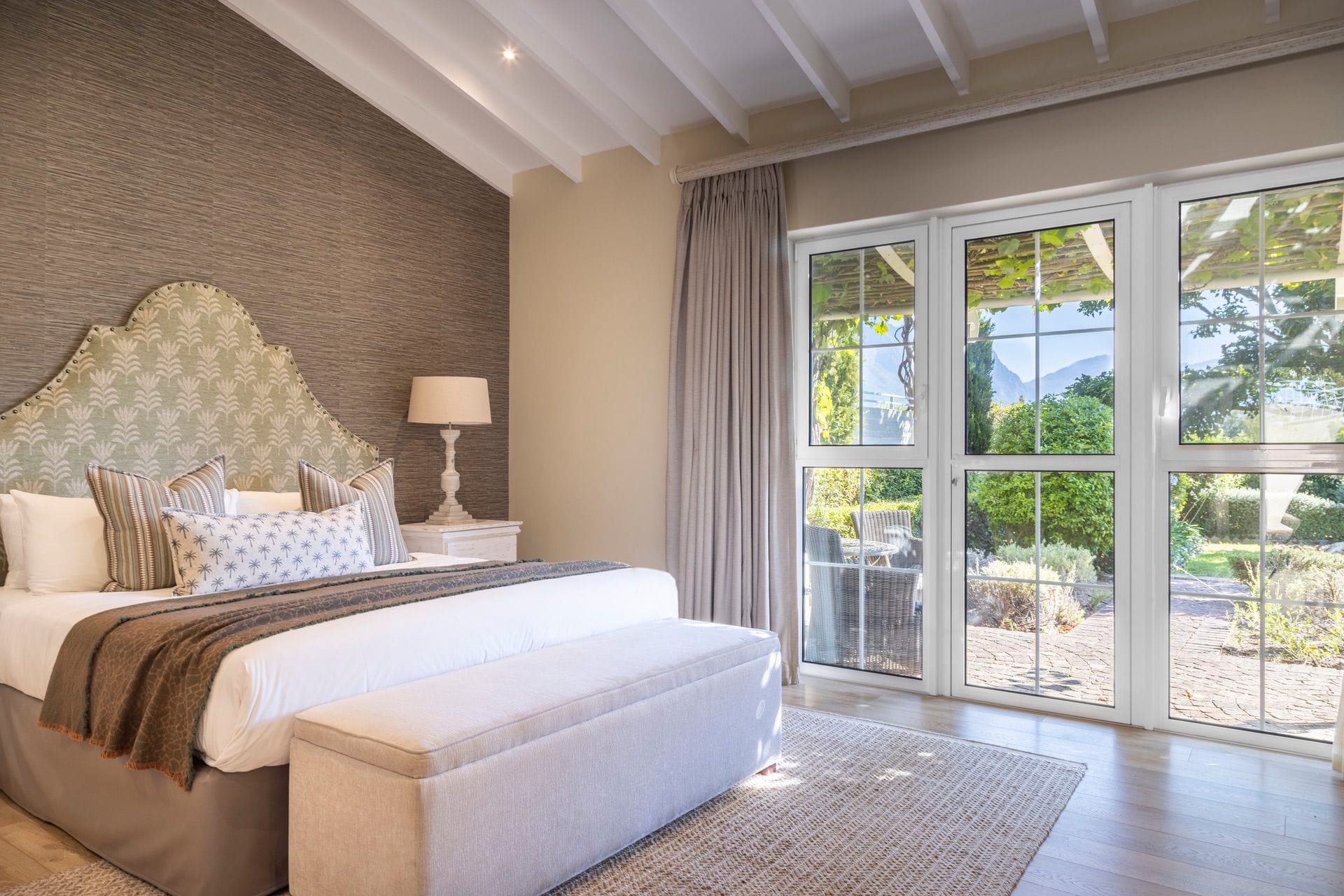 Honeymoon Suite — photo 1