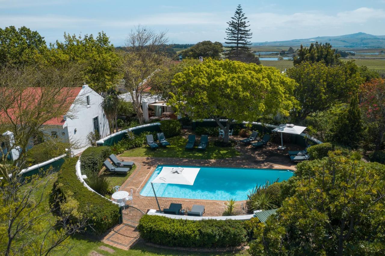Eikendal Vineyards accommodation in Stellenbosch