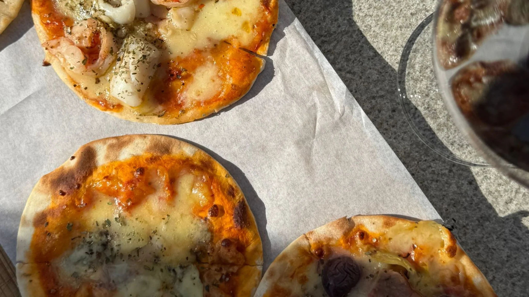 Pizza and wine pairing